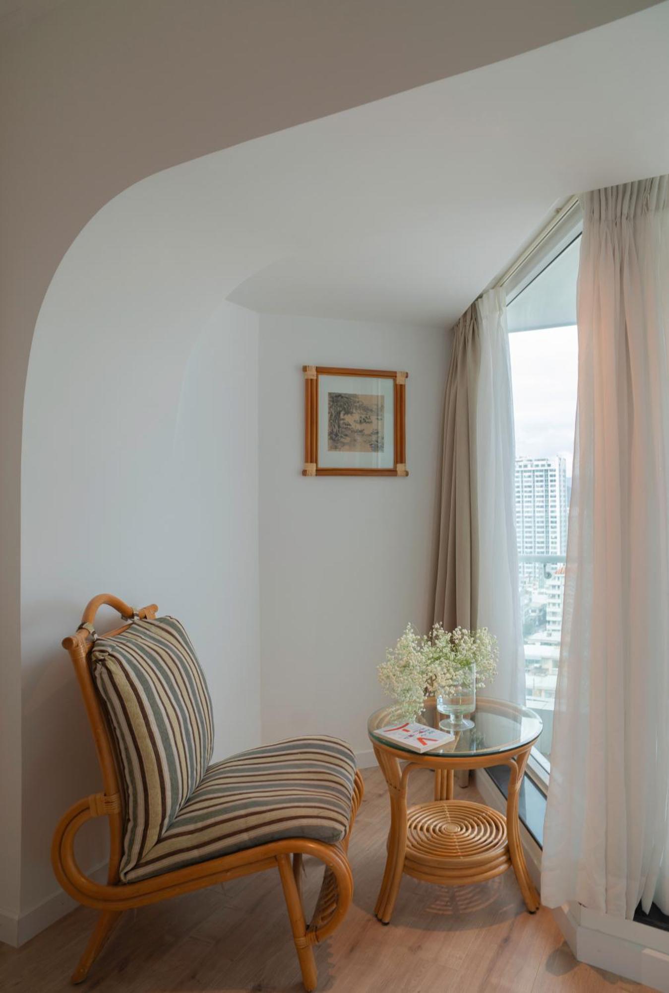 World Khách sạn 4*