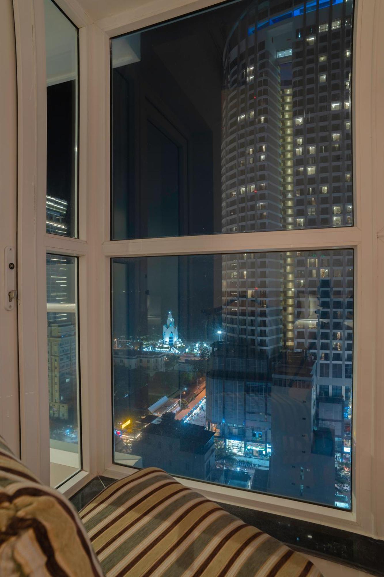 World Hotel 4*