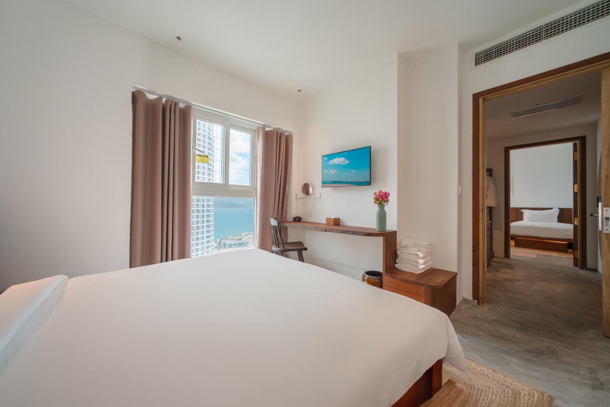 World Hotel 4*