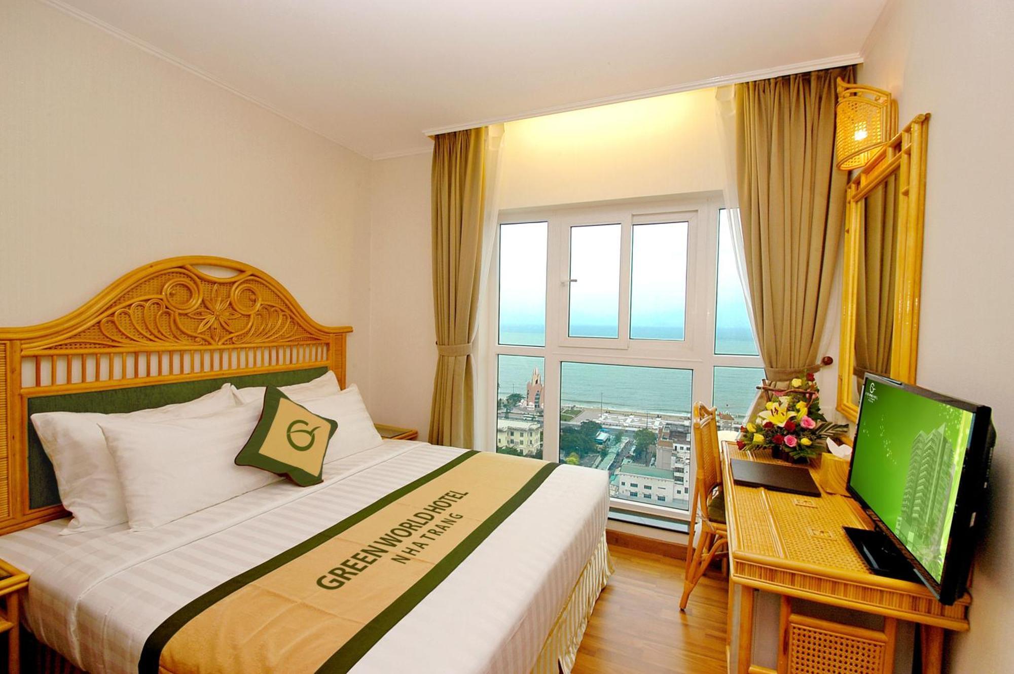 World Hotel